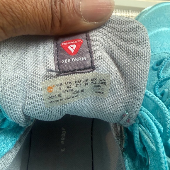 Timberland Kids Aqua Floral Boots - Picture 5 of 8